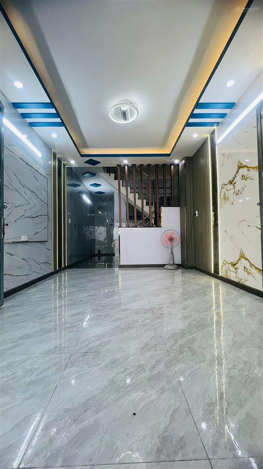 Bán nhà riêng 1368 lê văn lương, 2,35 tỷ, 35m2, 2pn, 2wc