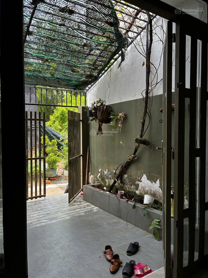 Bán nhà cũ tại 1959 lê văn lương nhà bè view rạch và hẻm cụt đường xe hơi