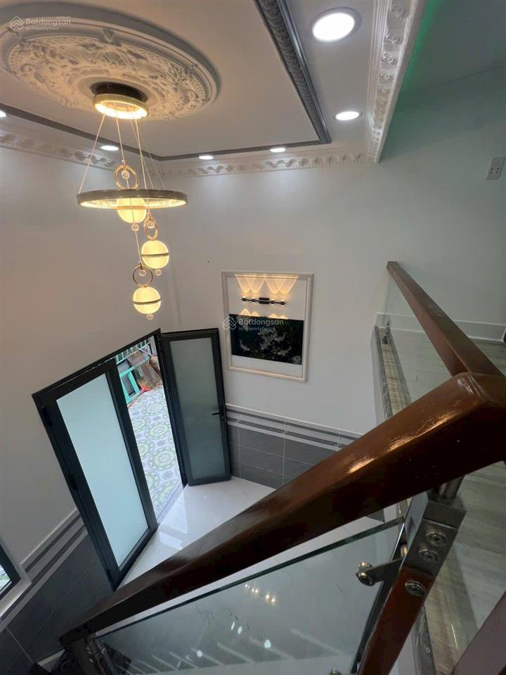 Bán nhà riêng ở chợ bà chồi, 800 triệu, 19,5m², đẹp xuất sắc, nhiều tiện ích
