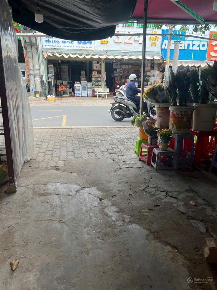 Bán nhà riêng ở chợ bà chồi, 800 triệu, 19,5m², đẹp xuất sắc, nhiều tiện ích