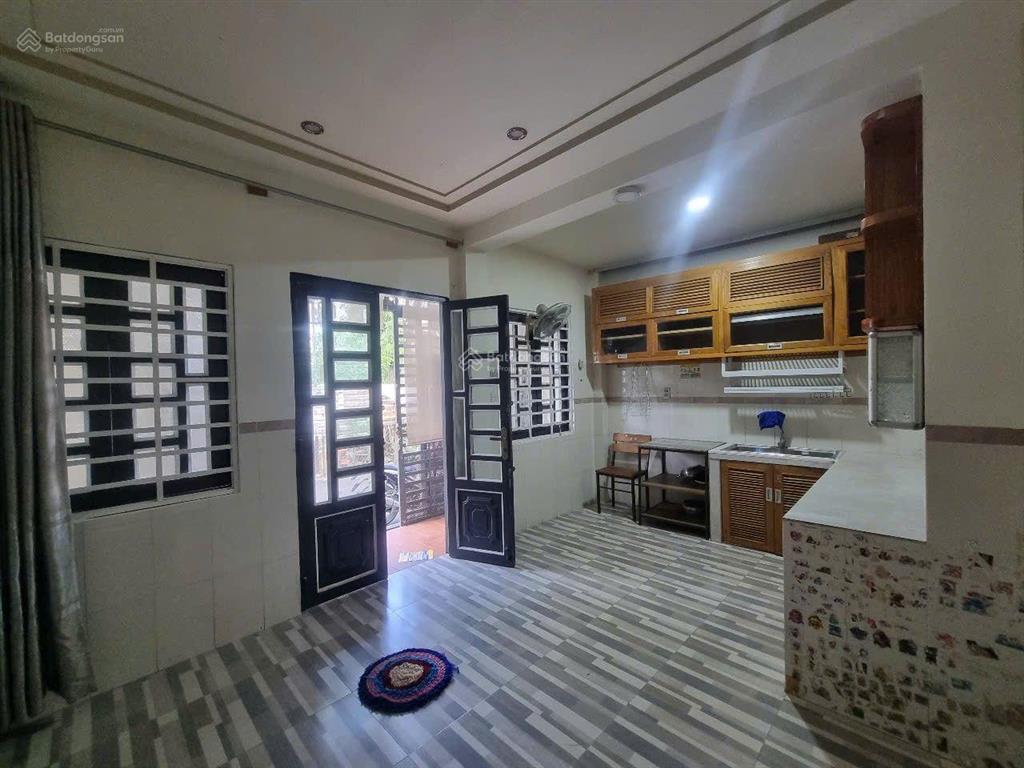 Cho thuê phòng trọ 3pn, 2wc, 45m2 giá tốt tại lê văn lương, nhà bè