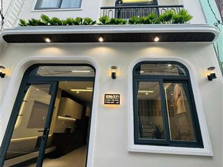 Nhà riêng 35m2, 2pn, 2wc, bán gấp tại huỳnh tấn phát, 4,58 tỷ