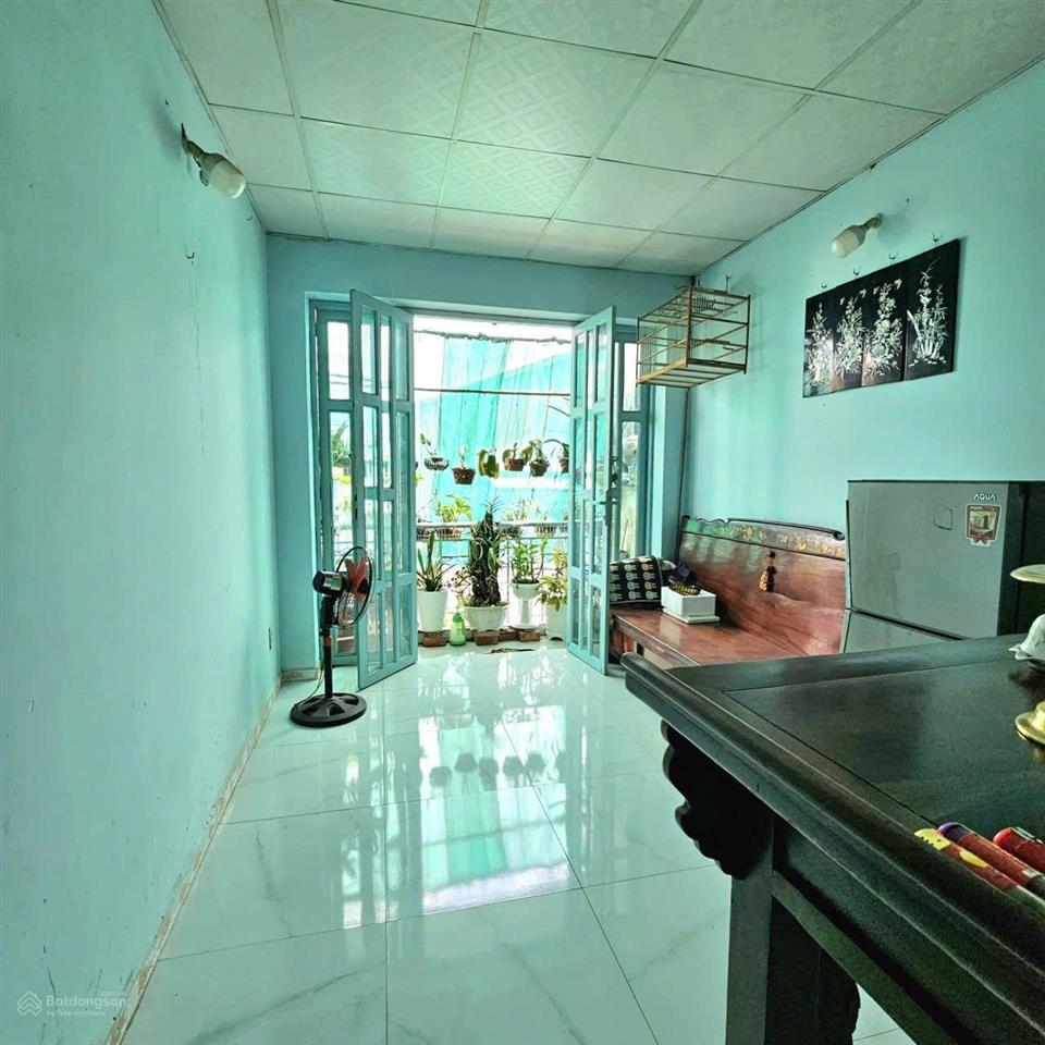 Bán gấp nhà riêng tại huỳnh tấn phát, 2,5 tỷ, 35m2, 2pn, 1wc