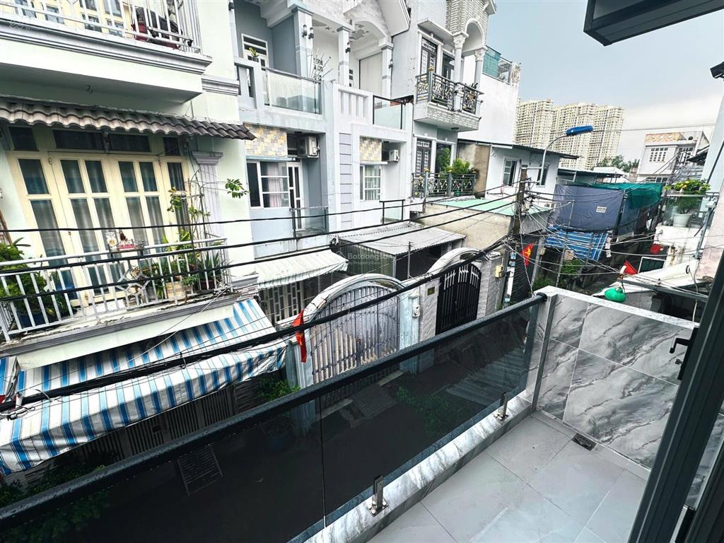Bán gấp nr 2pn, 3wc đ. huỳnh tấn phát, nhà bè giá tốt tại hẻm xe hơi