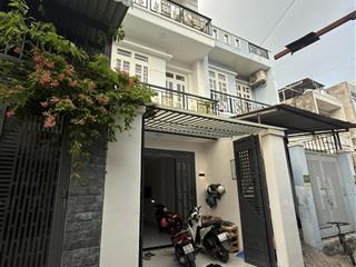 Hồ văn longgò mây  3 tầng 70m2 4.2 x 17  hxh  gấp bán  kế tân phú 