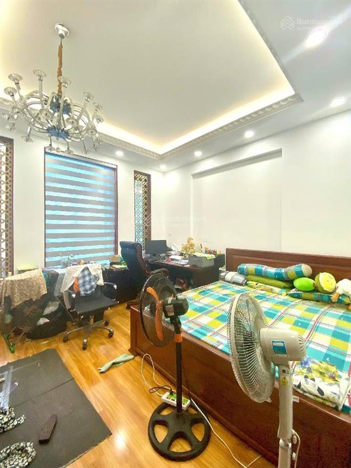 Bán nhà 5 tầng  gò vấp  huỳnh văn nghệ  tặng full nội thất gỗ đỏ  4.5 x 15  nhà siu đẹp