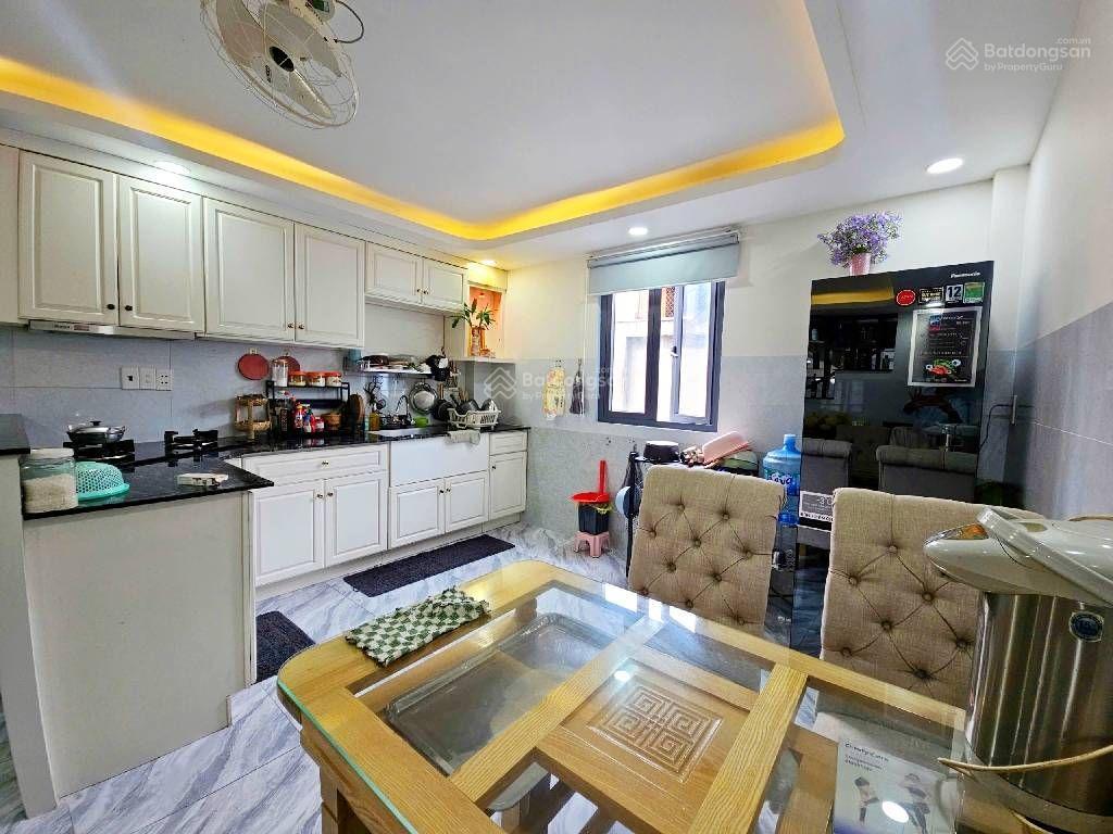 100m2 (4x25m)  tây lân  3 tầng  ở và kd  sân để được 4 oto  hxh ngủ nhà  giá tốt