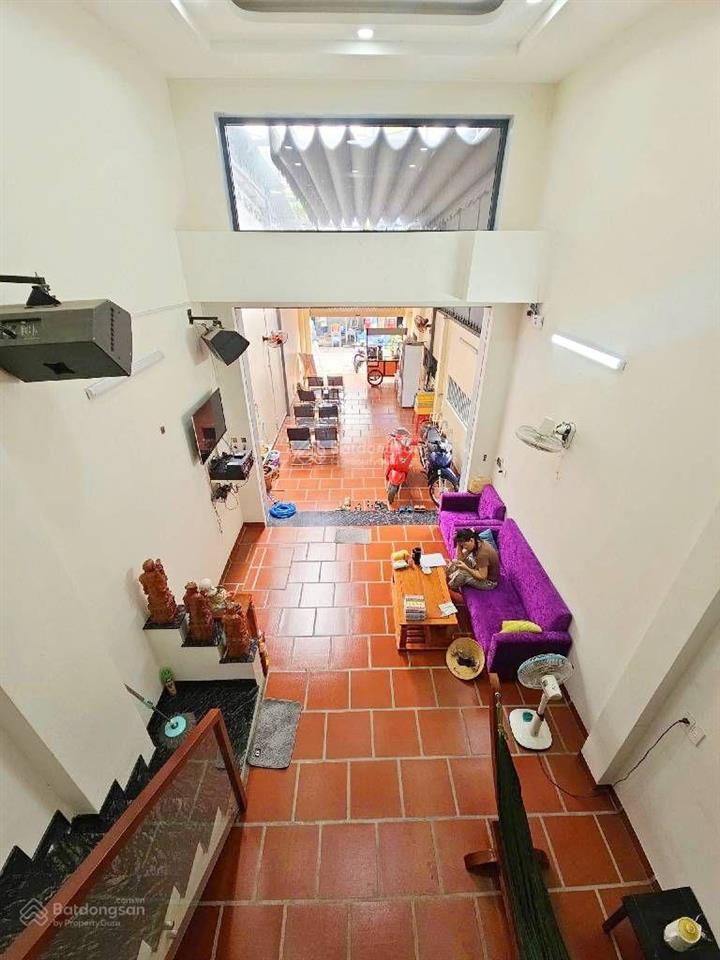 100m2 (4x25m)  tây lân  3 tầng  ở và kd  sân để được 4 oto  hxh ngủ nhà  giá tốt