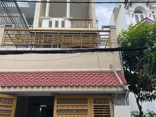 Ngộp bank bán rẻ nhà 3 tầng  105m2(4x26) liên khu 45  hxt 8m thông  gấp bán