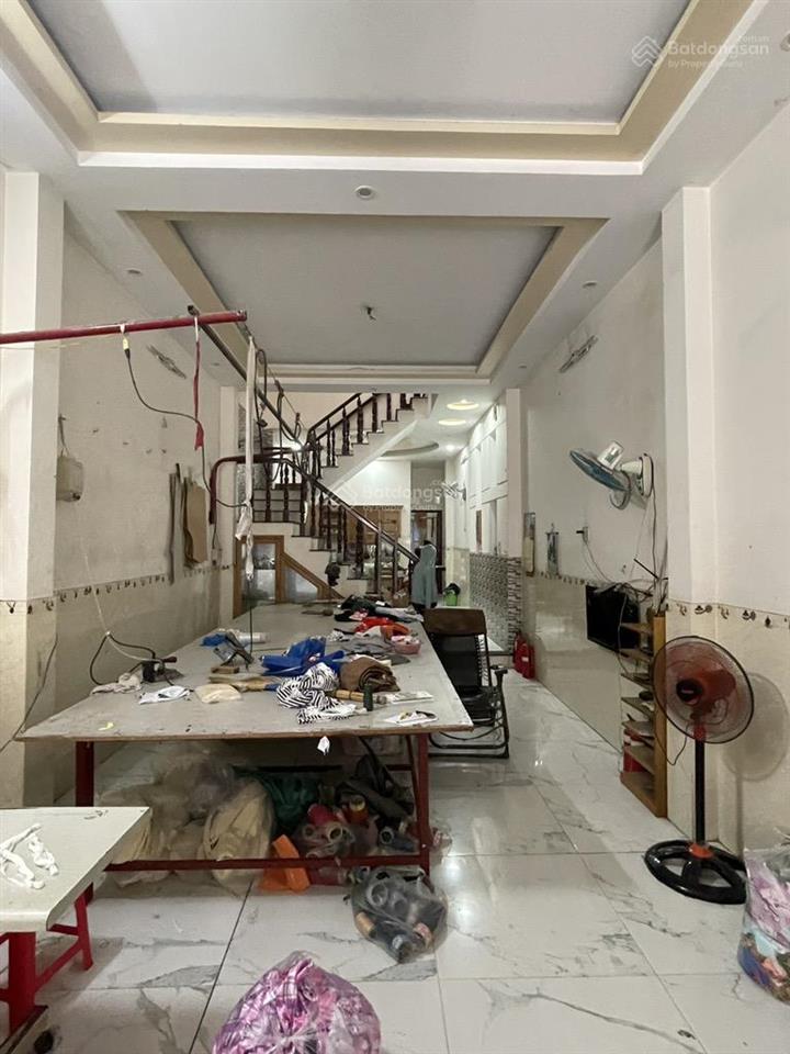 Ngộp bank bán rẻ nhà 3 tầng  105m²(4x26) liên khu 45  hxt 8m thông  gấp bán