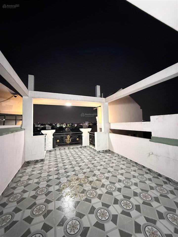 5 tầng  bình thành 60m²  hẻm xe hơi thông  nhà đẹp giá tốt  xem là mê
