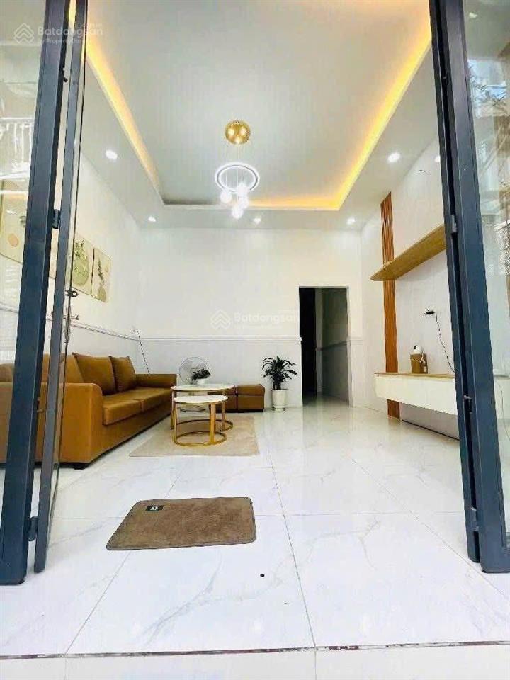 Bán nhà bình tân 3ty950 4m*12m bình long