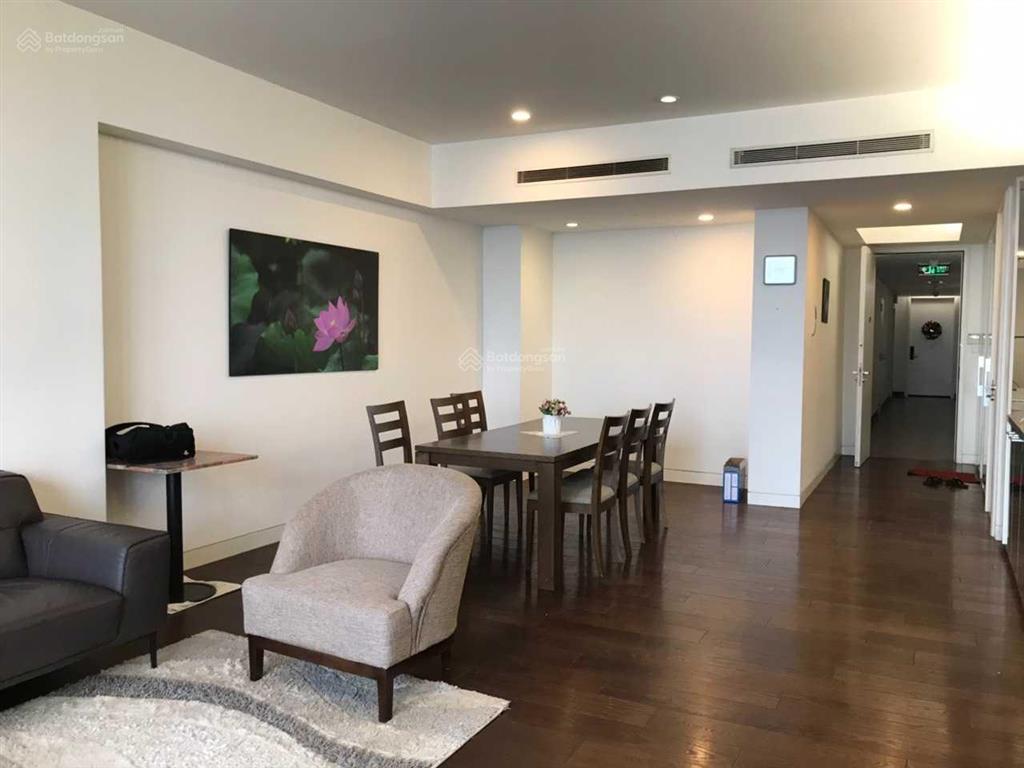 Bán gấp căn góc 3 ngủ 145m2 nhà đẹp, sẵn sổ hồng giao dịch nhanh trong tuần iph xuân thủy, cầu giấy