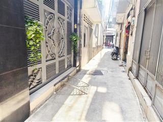 Nhà mới xây  nở hậu tài lộc, dọn vào ở ngay  kênh tân hóa  56m2  3pn  hẻm bagac thông