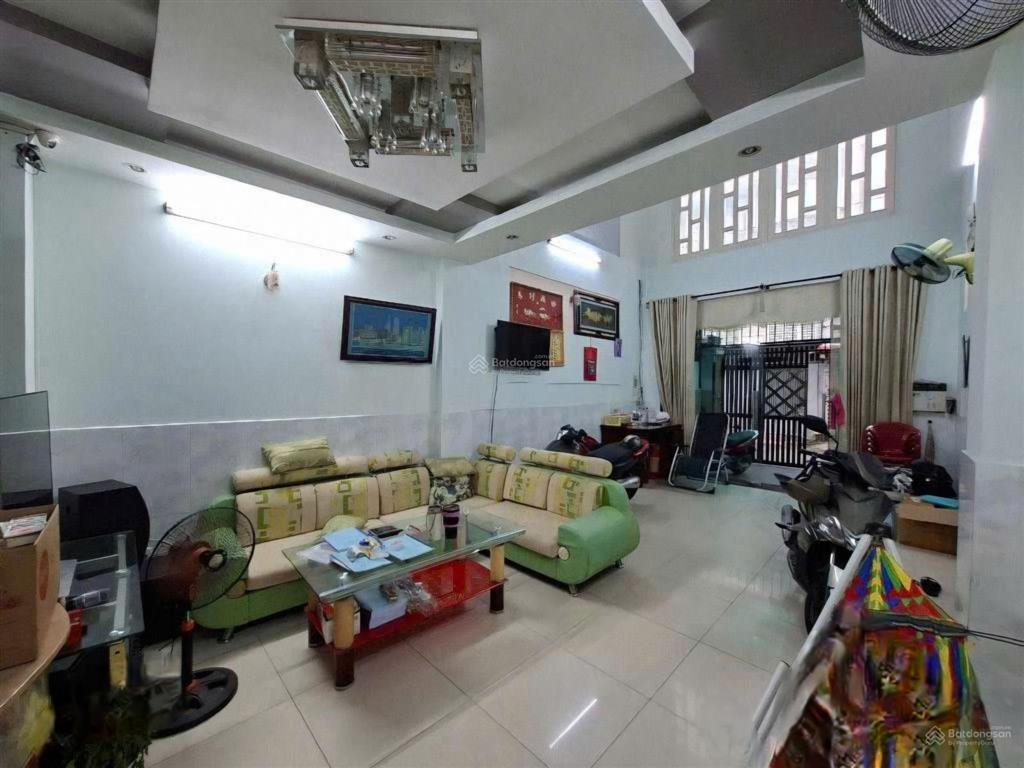 2mặt hẻm trước sau  xe hơi tránh  trịnh đình trọng, khu vip tân phú  4tầng  88m2. nhỉnh 11 t.ỷ