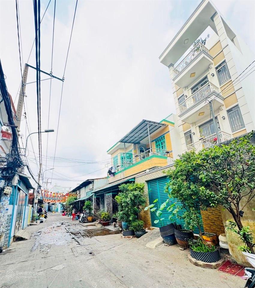 Hàng hiếm giá tốt  nhà trệt lửng 4*18m  hẻm 5m ngay bốn xã phan anh  hơn 5 tỷ xíu