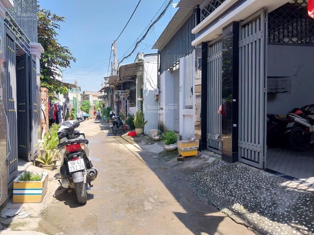 Nhà 2 tầng hxh thông 60m2 2 tầng nhà đẹp ở ngay chỉ 3.8 tỷ (tl)
