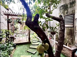 Phân khúc triệu đô 27,5 tỷ | nhà sân vườn 197m | mt 14m | 6pn | ôtô đỗ cổng | dương nội, hà đông