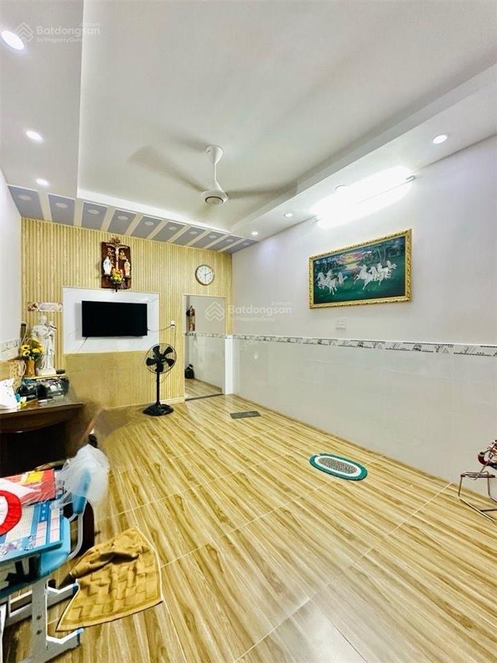 Tân bình 7,35 tỷ 2 tầng 45m2 hẻm xe hơi ngay phạm văn hai, hoàng sa, trường sa, cmt8