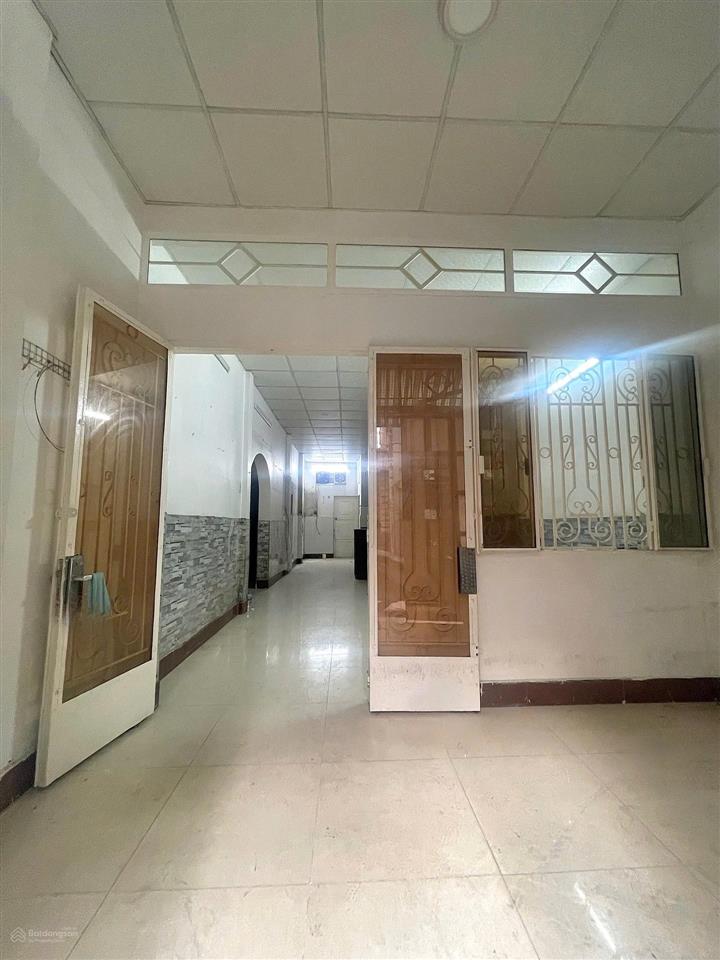 Bán nhà hxh 6m khu phân lô vip gần phạm văn haitân bình.dt 97m2 ngang 7,5m 6pn. giá 16,4 tỷ