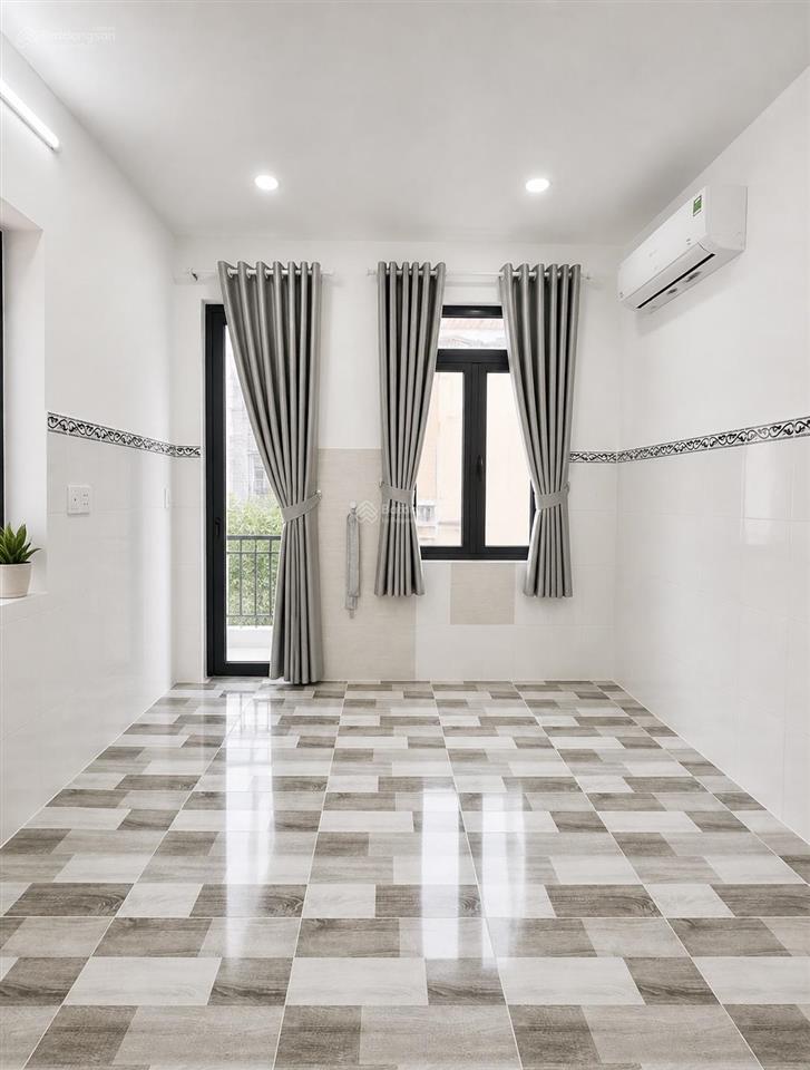 Tân bình 45m2  7 tỷ 3 tầng 5pn hẻm oto ngay trường chinh,bàu cát,trương công định,nguyễn hồng đào