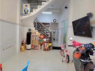 Hơn 4 tỷ, 40m2, 3 tầng, 3pn, hẻm xe hơi, ngay lạc long quân, âu cơ, lý thường kiệt, trần văn quang