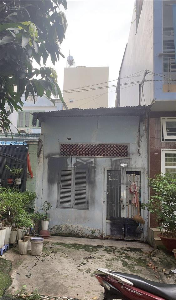 8.6tỷ, 61m2 nhà cấp 4, hẻm ô tô 8m ngay cách mạng tháng 8, phạm văn hai, bành văn trân, bảy hiền
