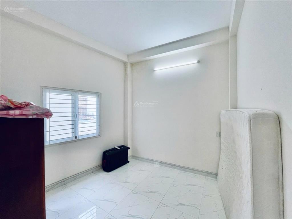 Nhà 3 tầng hẻm 766 cách mạng tháng 8, 51m, gần cv lê thị riêng, bắc hải, 4pn, 7,5 tỷ