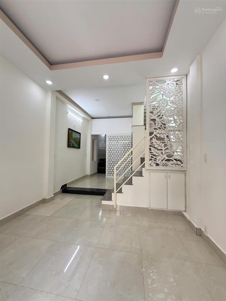 Nhà mới 2 tầng hẻm trước nhà 7m lê văn sỹ, tân bình  full nội thất  42m²  chỉ 6,89 tỷ
