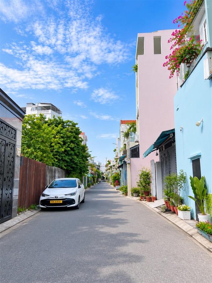 Chỉ 6,3 tỷ sở hữu nhà 68m2 hxh phạm văn bạch, tiện xây chdv 5 tầng