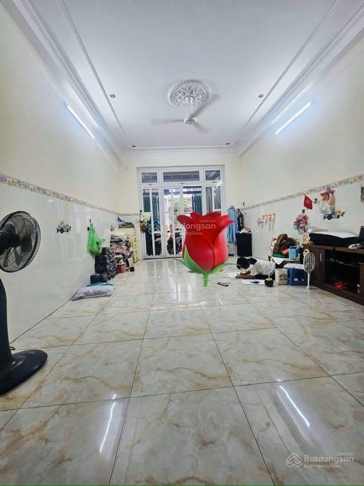 Hơn 7 tỷ, 60m2, 4 tầng 5pn, hẻm vf3 ngay lạc long quân, lý thường kiệt, hồng lạc, bảy hiền, bàu cát
