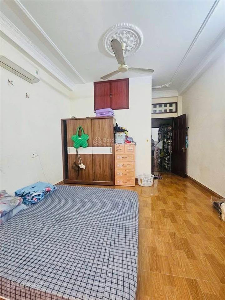 Hơn 7 tỷ, 60m2, 4 tầng 5pn, hẻm vf3 ngay lạc long quân, lý thường kiệt, hồng lạc, bảy hiền, bàu cát