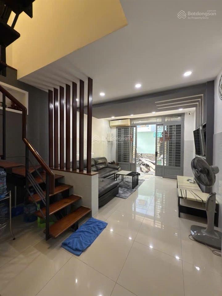 Hơn 6 tỷ, 45m2, 2 tầng, hẻm xe hơi ngay âu cơ, lạc long quân, ni sư huỳnh liên, bàu cát, bảy hiền