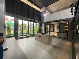 Bán toà nhà văn phòng mặt phố lạc long quân, tây hồ 288m2, 8 tầng.