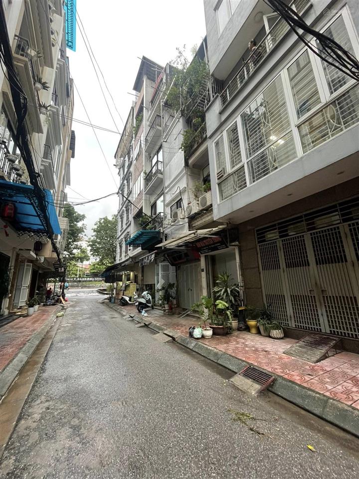 Bán nhà phân lô sát phố 17,8 tỷ 55m2 5 tầng mt 4,3m vỉa hè ô tô tránh kinh doanh hồng hà ba đình