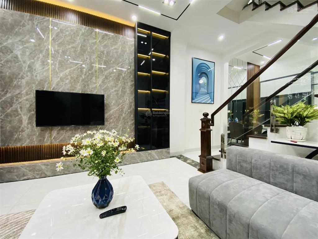 Bán nhà định công dt 50m2 x 5t, giá 11.8 tỷ, ngõ oto,kinh doanh, gần phố, sđcc