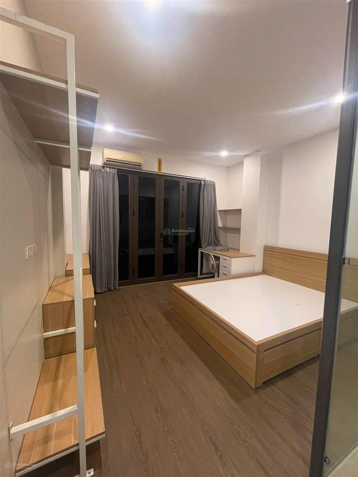 Cho thuê căn hộ 1n1k mặt phố nguyễn văn cừ 6 triệu 45 m2 nội thất đầy đủ