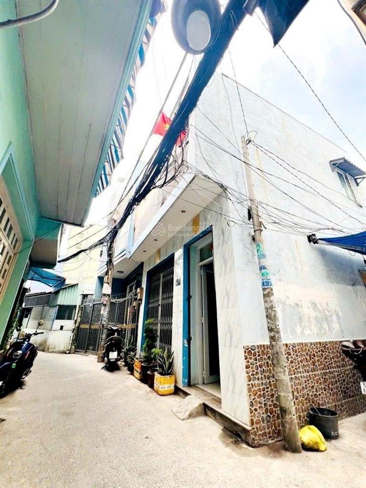 Bán nhà quận 7 trần xuân soan , dt 50m2 ,chỉ 5ty2, shr, hẻm 3m, kế kiểu đàm. kết cấu  3 phòng