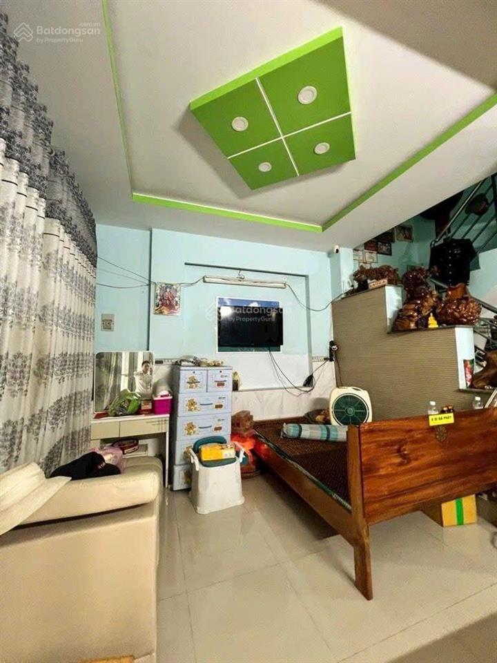 Bán nhà quận 7 trần xuân soan , dt 50m2 ,chỉ 5ty2, shr, hẻm 3m, kế kiểu đàm. kết cấu  3 phòng