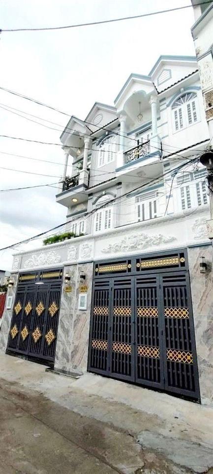 Bán nhà mới 3 tầng  xe hơi đỗ cửa  50m2  sát pmh  200m ra mặt tiền huỳnh tấn phát  chỉ 5,5 tỷ