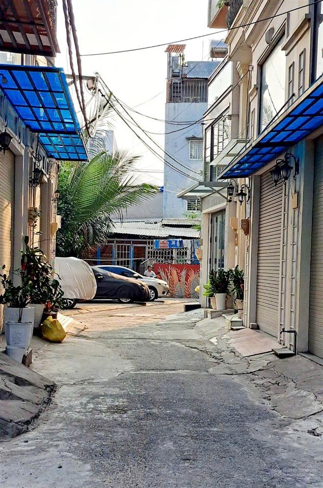 Bán nhà đẹp 5 tầng  5m x 10m  ô tô ngủ nhà  cách mặt tiền huỳnh tấn phát 10m  quận 7,chỉ 8tỷ8