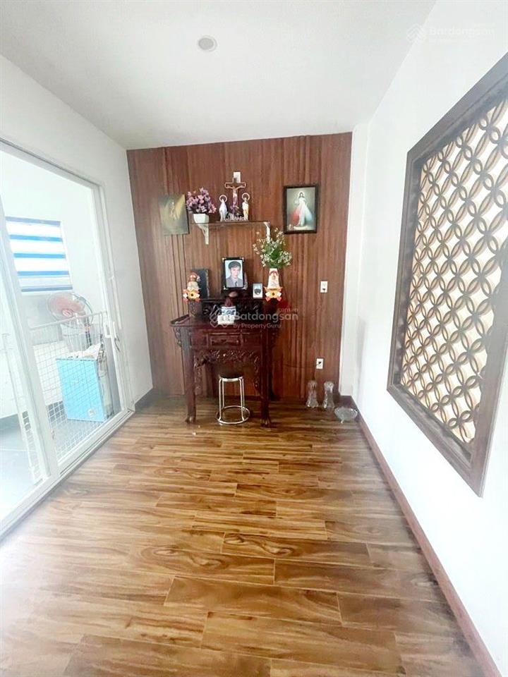 Bán nhà đẹp 5 tầng  5m x 10m  ô tô ngủ nhà  cách mặt tiền huỳnh tấn phát 10m  quận 7,chỉ 8tỷ8