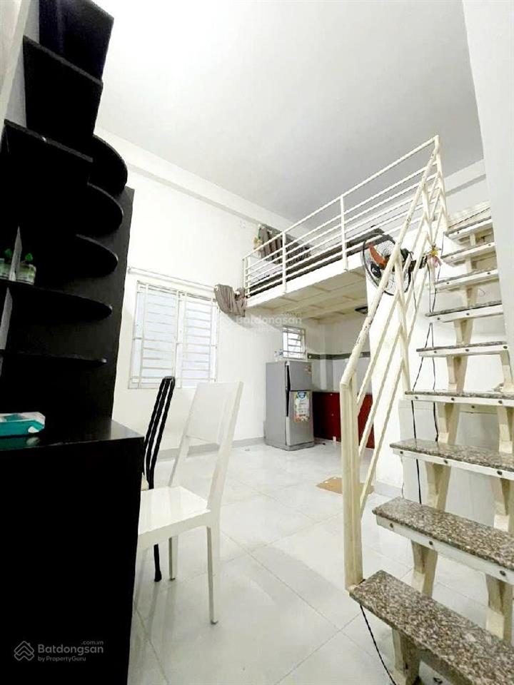 Bán chdv 3 tầng  ô tô đỗ cửa  thu nhập 30tr/th  dt 90m  sát chợ phước long, quận 7 chỉ 8ty39