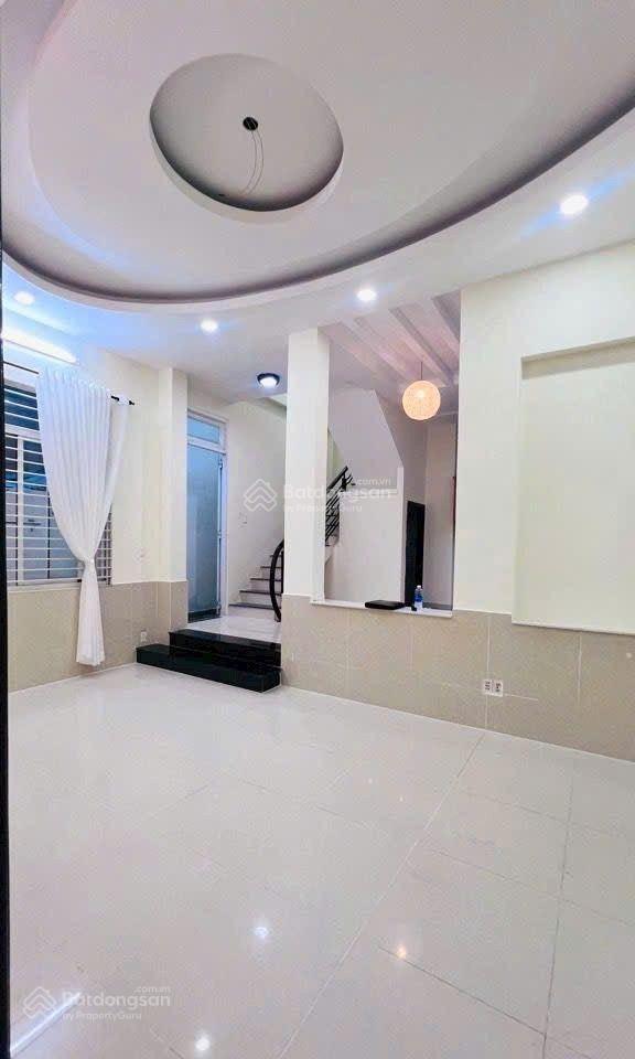 Bán nhà đẹp 3 tầng ngang 8,6m  gần lotte mart  sát him lam chỉ 8,8 tỷ. hoàng trọng mậu