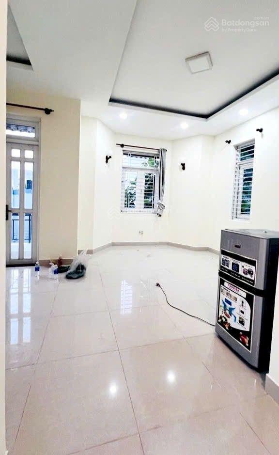 Bán nhà đẹp 3 tầng ngang 8,6m  gần lotte mart  sát him lam chỉ 8,8 tỷ. hoàng trọng mậu