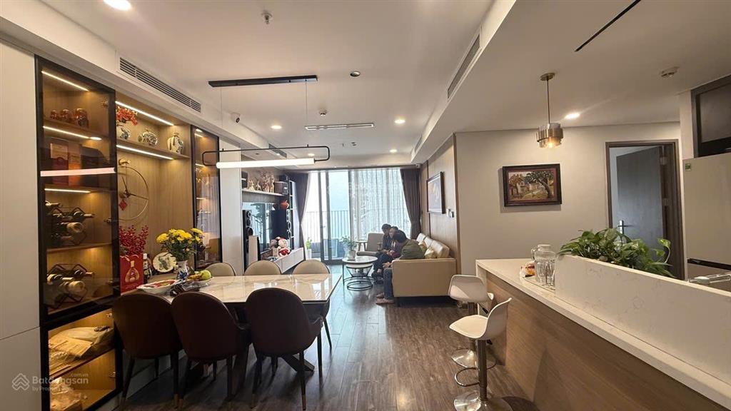 Cho thuê chcc han jardin  n01t7 ngoại giao đoàn, 4pn, full nội thất, view hồ tây.  0815 489 ***