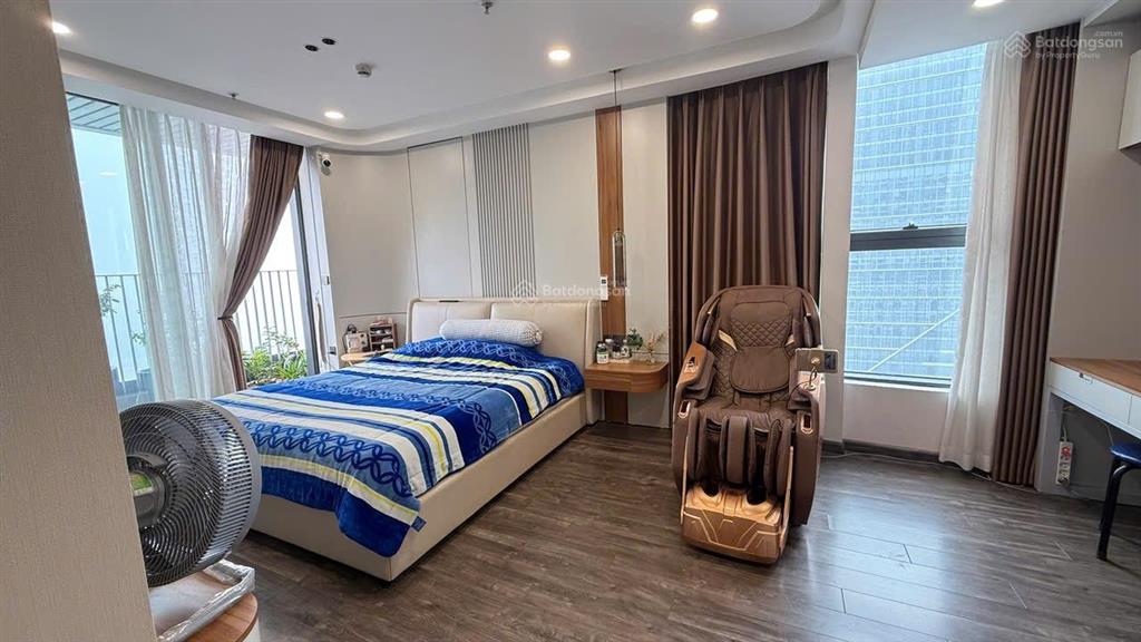 Cho thuê chcc han jardin  n01t7 ngoại giao đoàn, 4pn, full nội thất, view hồ tây.  0815 489 ***