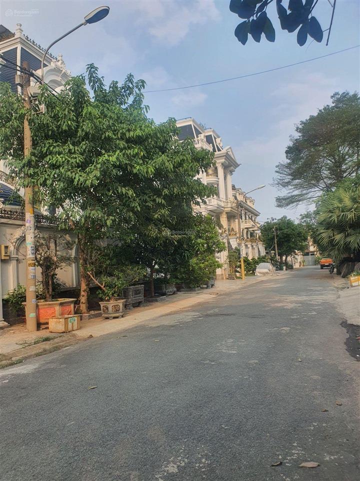 Biệt thự 4 tầng kdc q5,đường 1b bình hưng hòa b, 250m2, chỉ 23,5 tỷ