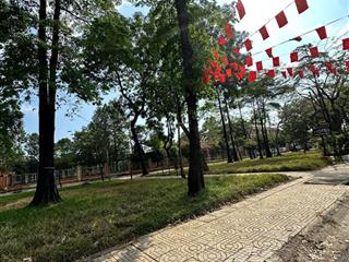 Khách sạn 20 phòng mặt tiền công viên kdc vĩnh (kdc quận 5), dt 500m2, chỉ 35 tỷ