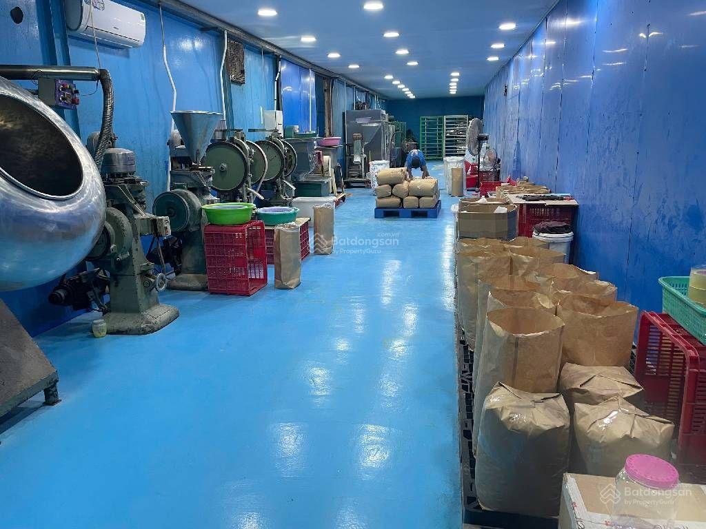 Bán kho xưởng mặt tiền đường phan văn đối có sẵn dòng tiền 130/tháng, dt 1735m2, chỉ 35 tỷ